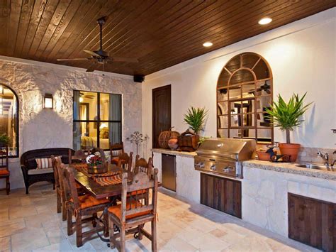 31 Modern and Traditional Spanish Style Kitchen Designs