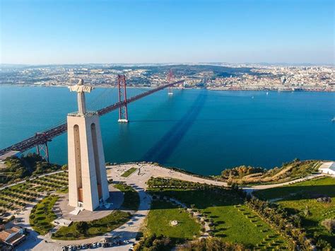 Amazing Panoramic Beach View Apartment (T2) in Costa da Caparica ...