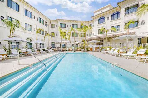 Cambria Hotel Calabasas: Pool & Spa Day Pass Los Angeles | ResortPass