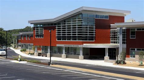 Essex Technical High School | U.S. Green Building Council