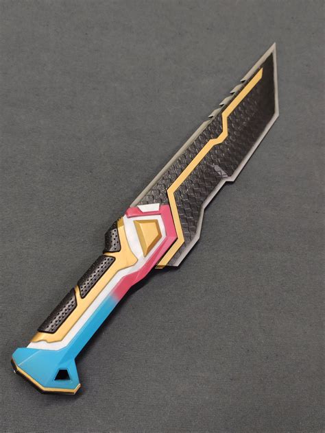 Valorant Glitchpop Knife | Knife, Cosplay props, Guns