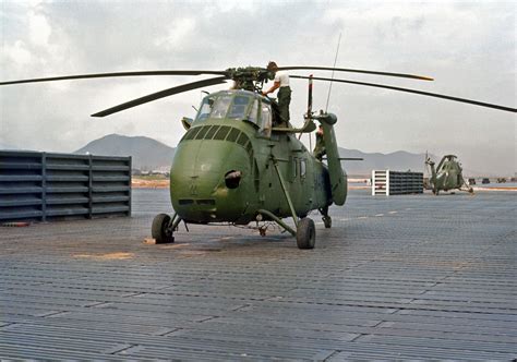 Pin on Vietnam USMC helicopters