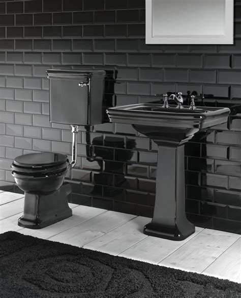 Traditional Toilets, Traditional Bathrooms, Bathroom Trends, Luxury ...