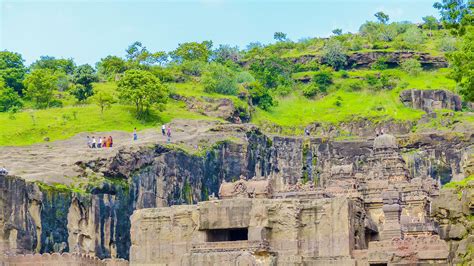 Kailasa Temple - History, Timings, Story, Location, Architecture, Photos | Adotrip