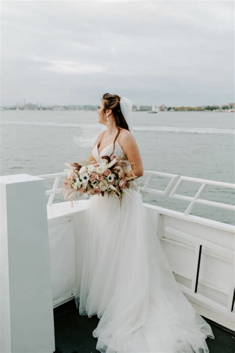 Fall Wedding at Boston Harbor Cruises - Boston Florist | Stapleton Floral Design