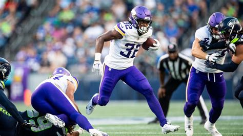 Minnesota Vikings announce initial 53-man roster for 2023 season | FOX ...