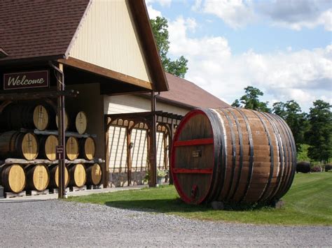 HarleysList: Wine Tasting at Keuka Spring Winery-Lake Keuka, New York