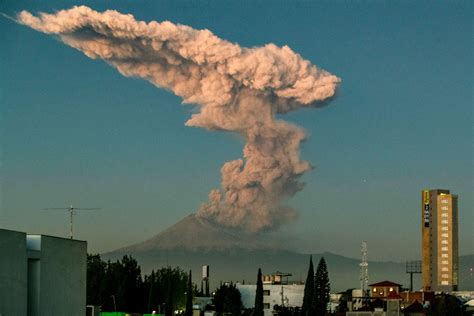 Mexico's Popocatepetl Volcano Spews Ash, Glowing Rock After Crater ...