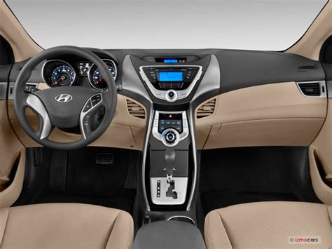 2012 Hyundai Elantra: 30 Interior Photos | U.S. News