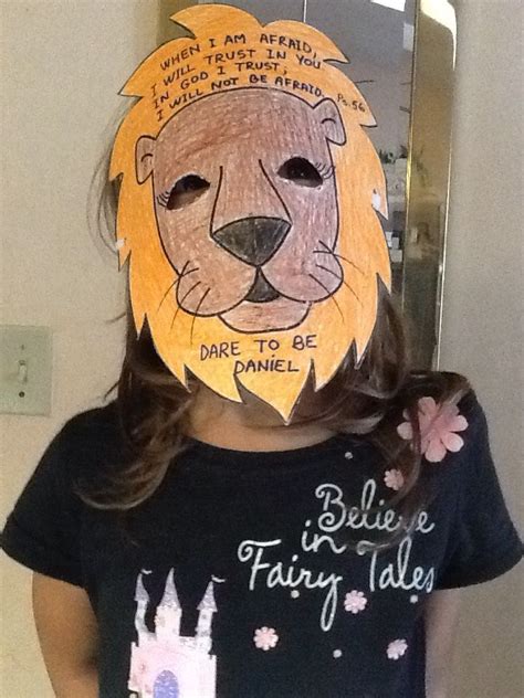 daniel and the lions den preschool craft - Bing | Daniel and the lions, Bible crafts for kids ...