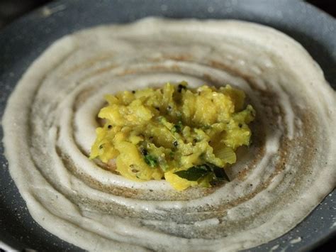 paper masala dosa recipe, how to make crispy paper masala dosa