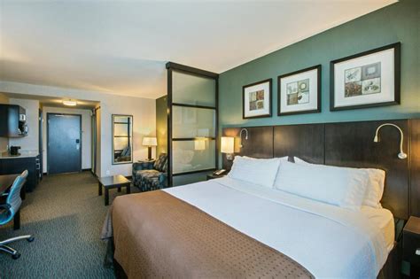 Holiday Inn Saskatoon Downtown in Saskatoon (SK) - See 2023 Prices