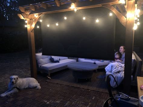 backyard-projector-screen-min - Millennial Boss