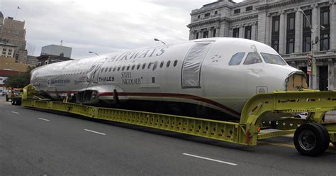 "Miracle on the Hudson" plane heads to museum - CBS News