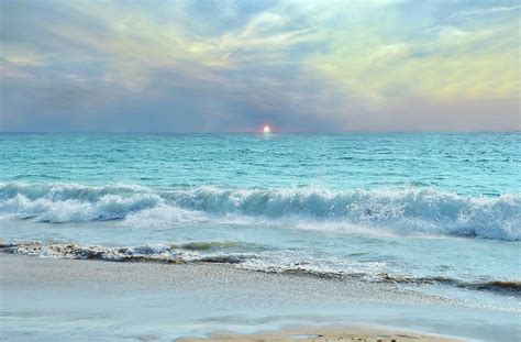 Hawaii Sunset - Hapuna Beach Photograph by Marilyn MacCrakin - Pixels