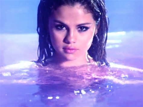 Selena Gomez Gets Wet And Wild In Her Perfume Ad | Idolator