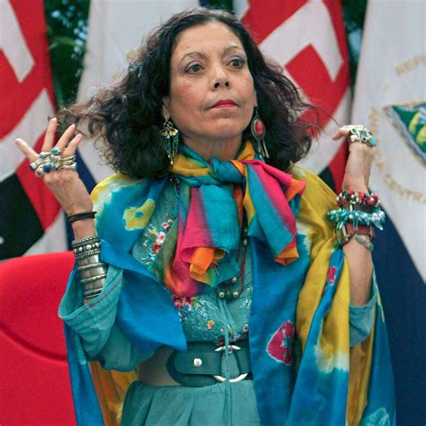 Nicaragua : la Première dame Rosario Murillo est une sorcière - Elle