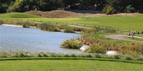 Mill Pond, Medford, New York - Golf course information and reviews.