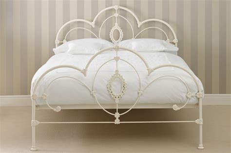 Laura Ashley - Made to order beds - review your bed | Iron bed frame, Bedroom vintage, White ...