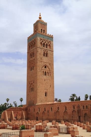 Marrakech en arabe Marrākuch - LAROUSSE