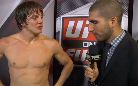 How many UFC wins did Matt Riddle have?