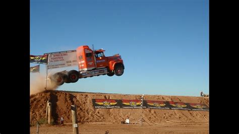 Semi jump world record Truck Jump - YouTube