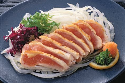 Gross: Raw chicken sashimi: Japan’s health types urge | barfblog