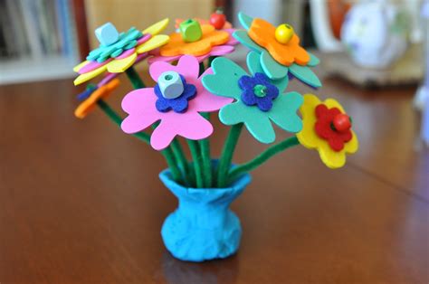 Creative Projects for Kids: Bouquet in Play-Doh Vase