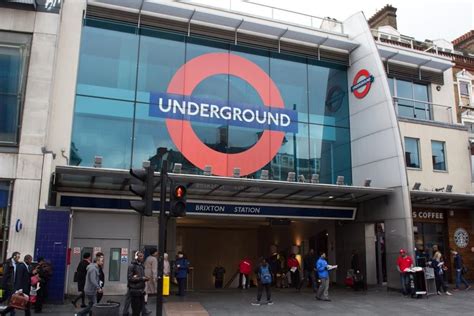 London Tube Brixton Underground Station | London underground, London tube, Underground