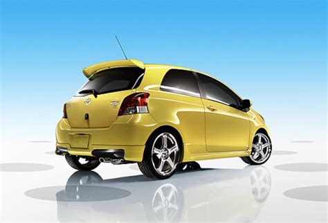 2009 Toyota Yaris shows its colors