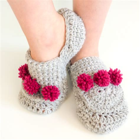 Mini Pom Pom Slippers Crochet Pattern | FaveCrafts.com