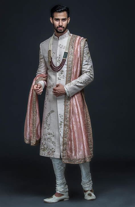 Pale pink hand embroidered sherwani set by Gujralsons | Carmaonline ...