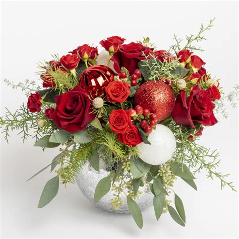 8 Christmas Flower Arrangements Ideas and Tips