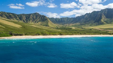 TOP 5 INSTAGRAMMABLE BEACHES IN HONOLULU