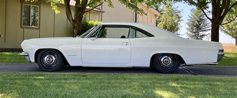 radical custom 1962 Thunderbird with a 1961 Starliner roof