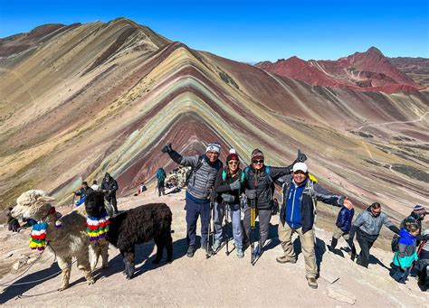 Rainbow Mountain Trip by Horse - 1 Day Horseback Ride Tour at Vinicunca