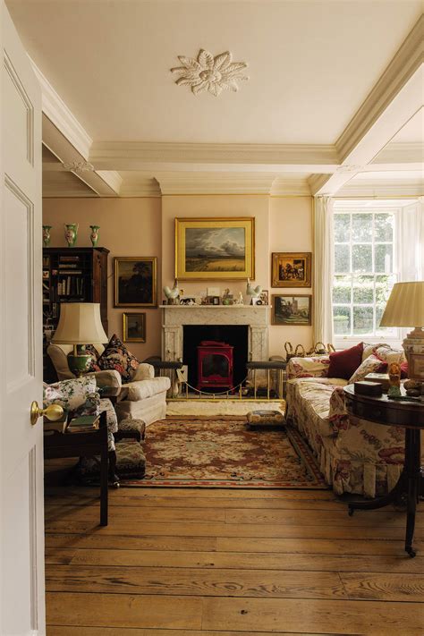 Inside the Charming Country Estate of Deborah, Duchess of Devonshire | Country house interior ...