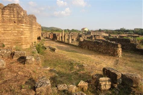 Velia Archaeological Site Tour from Ascea - Book at Civitatis.com