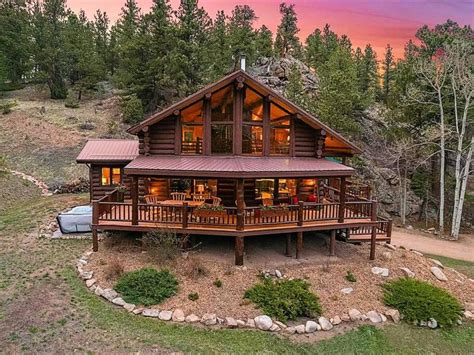 Classic Log Cabin near Rocky Mountain National Park and near Skiing ...