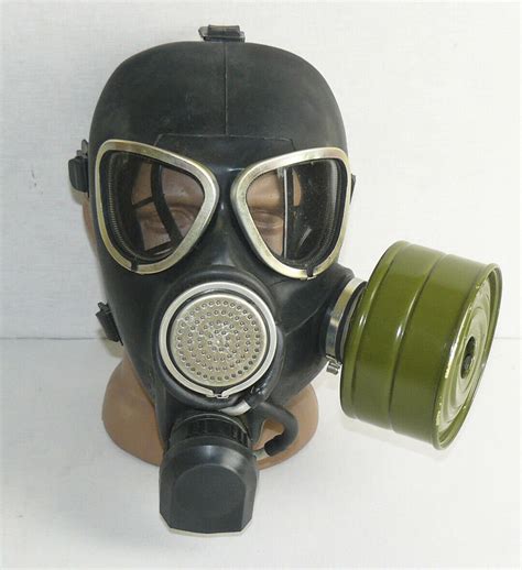 New Soviet Russian Gas Mask GP-7 Military Surplus Full Complete Set Size 2