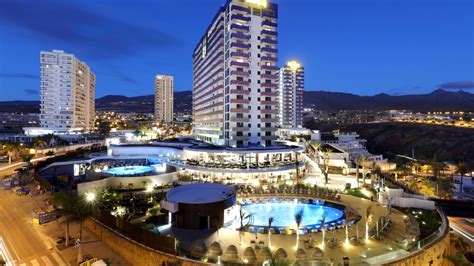 Hard Rock Hotel Tenerife (Costa Adeje) • HolidayCheck (Teneriffa | Spanien)