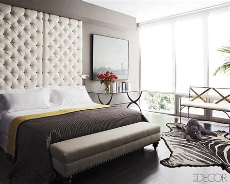 Grey Tufted Headboard Bedroom Ideas : Grey Wall Panelling In A Bedroom With Dark Charcoal Velvet ...