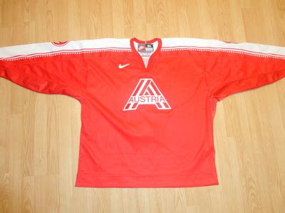 Austria - GARY's INTERNATIONAL HOCKEY JERSEYS