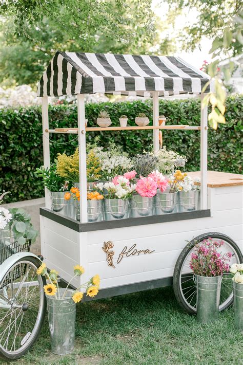 Flora Flower Cart in California