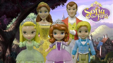 Sofia the First Royal Family from Just Play - YouTube