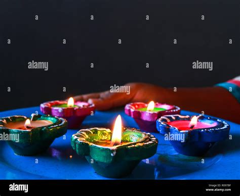 Diwali celebration candles hi-res stock photography and images - Alamy