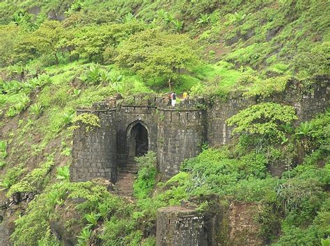 Sinhagad Fort - Pune, Mahārāshtra | India travel places, Raigad fort, Pune