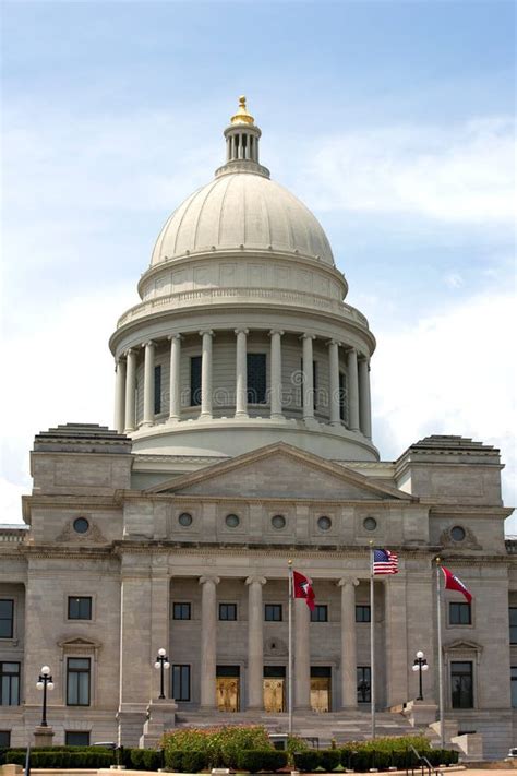 Arkansas Capital Dome stock photo. Image of facade, lawn - 58974896