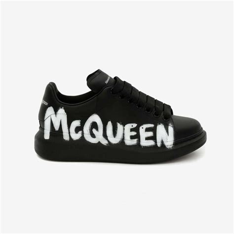 Alexander Mcqueen Unisex Online Exclusive Mcqueen Graffiti Oversized Sneaker in White/black