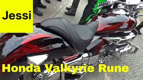 V6 Honda Motorcycle - Honda Valkyrie Rune 1800 6 cylinder sound - YouTube